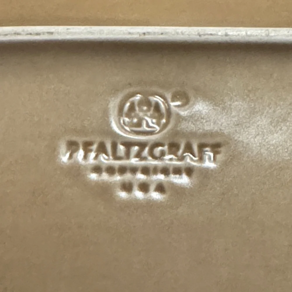 Pfaltzgraff Yorktown woven ceramic bread  tray